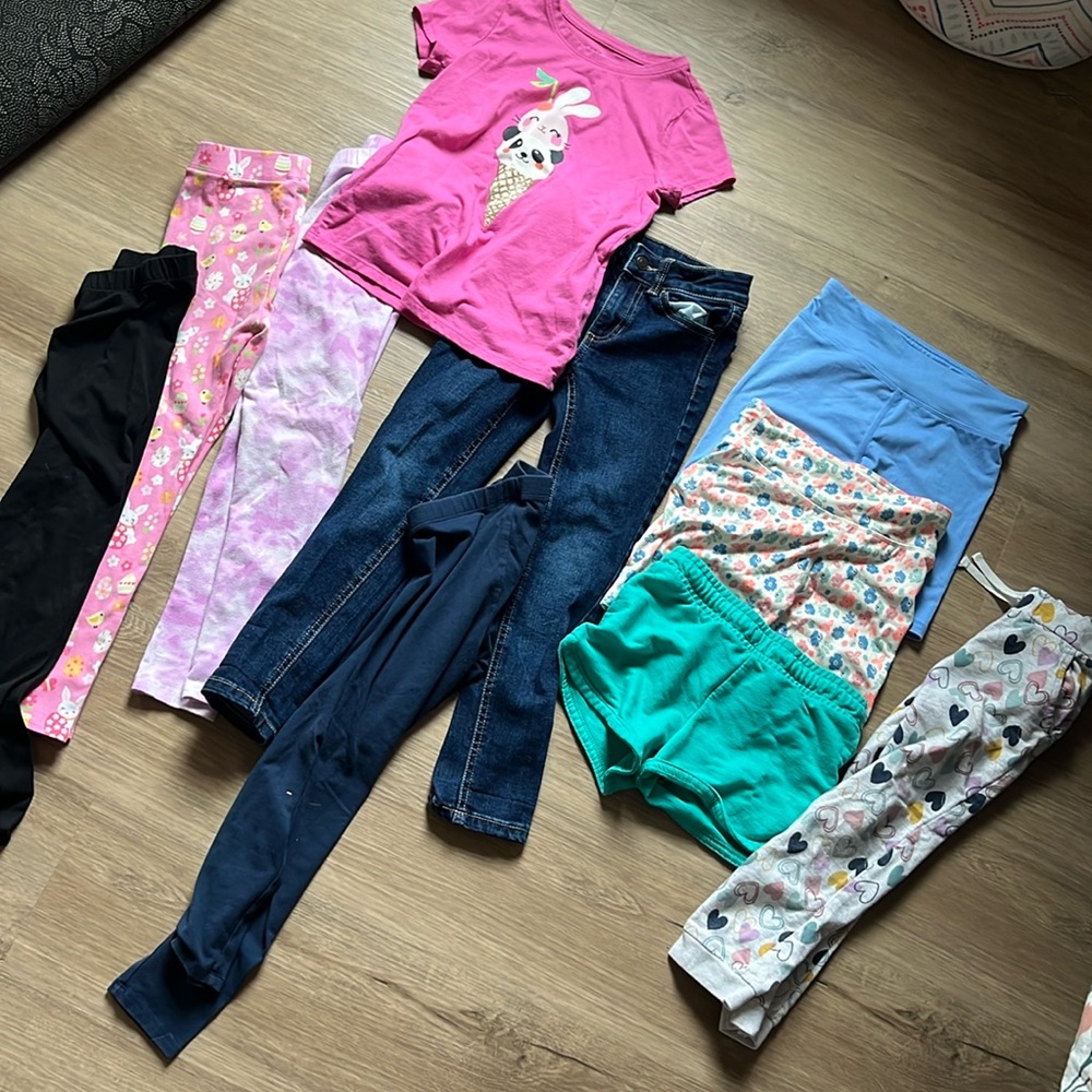 Kids size 6/6x BUNDLE Cat and Jack and Carters. Brand new items/lightly worn